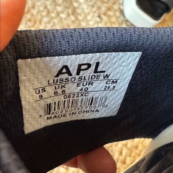 APL US 9 Lusso Slide Navy Blue Quilted Sandals - Picture 5 of 5